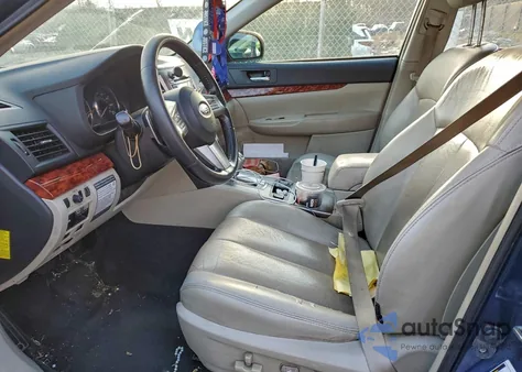 2011 Subaru Outback 3.6R Limited из США, поврежденный, VIN 4S4BRDKC3B2378832